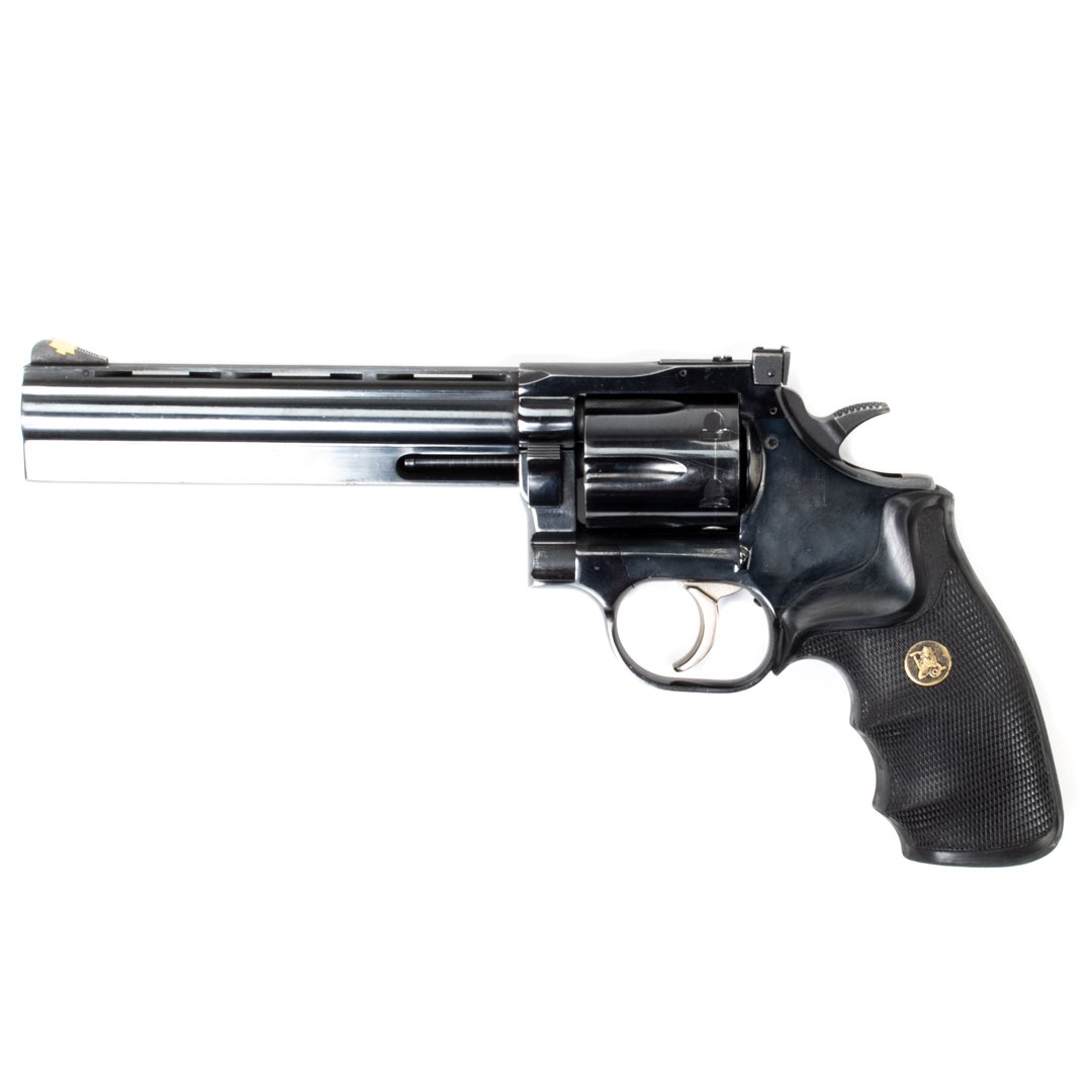 Revolver Dan Wesson Firearms